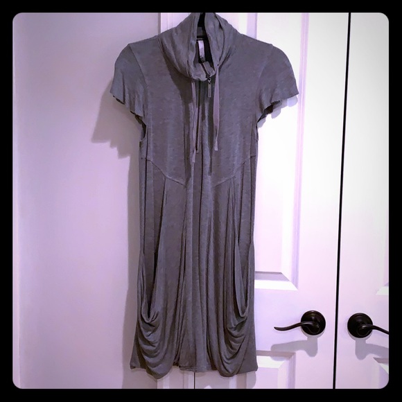 High zipper neck Kenzie tunic - Picture 1 of 1